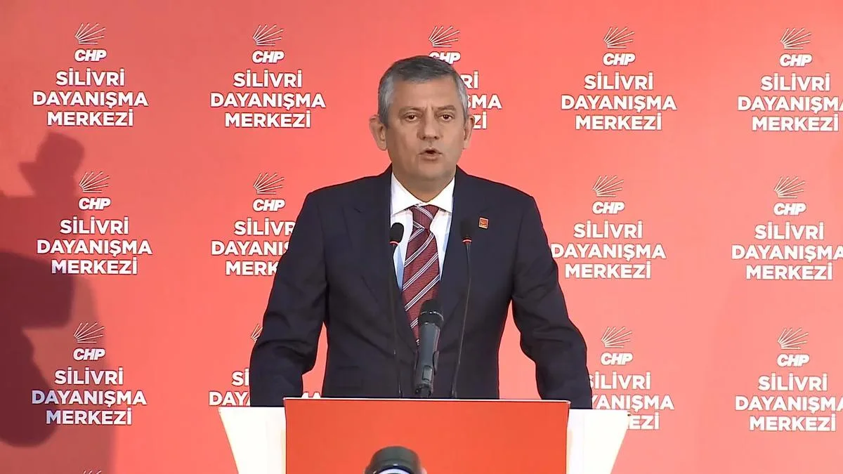 CHP, Yolsuzluk Davasında Silivri’de Toplandı