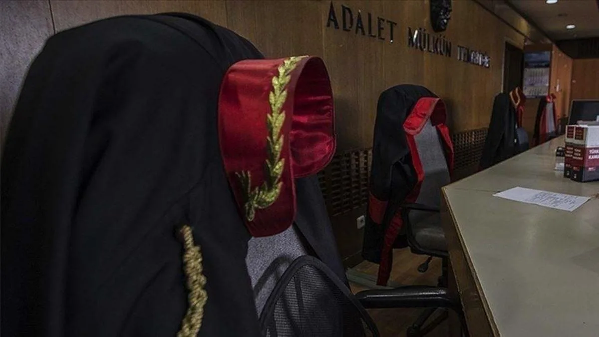 Mahkeme Hakimi ve Eşinin Boşanma Krizi!