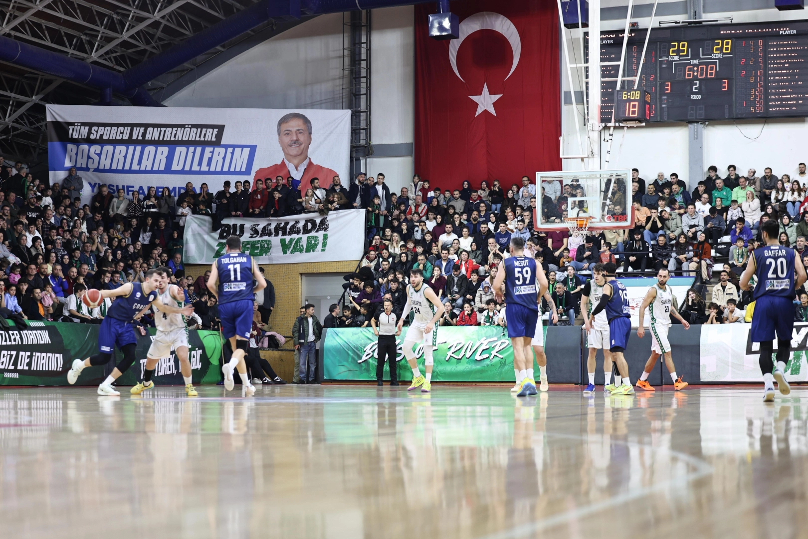 Basketbolseverlere Ücretsiz Play-Off Mücadelesi!