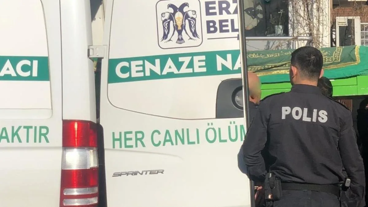 Çekmeköy’de Cinnet: Anne ve Oğul Hayatını Kaybetti