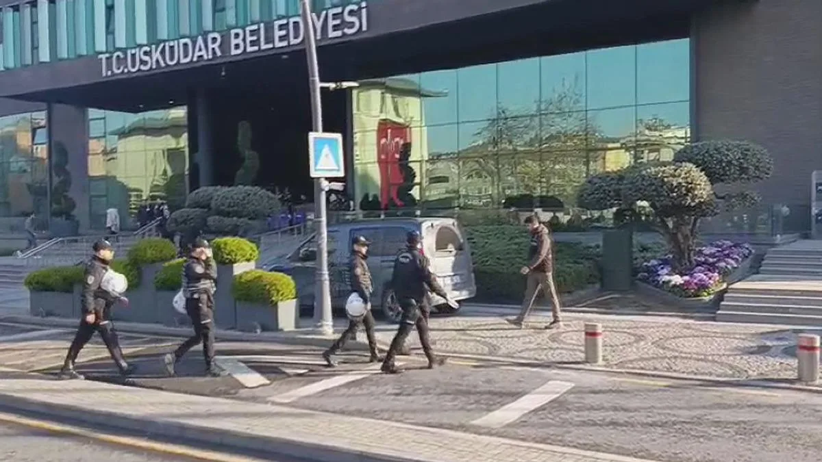Üsküdar’da Rüşvet Operasyonu: 20 Gözaltı!