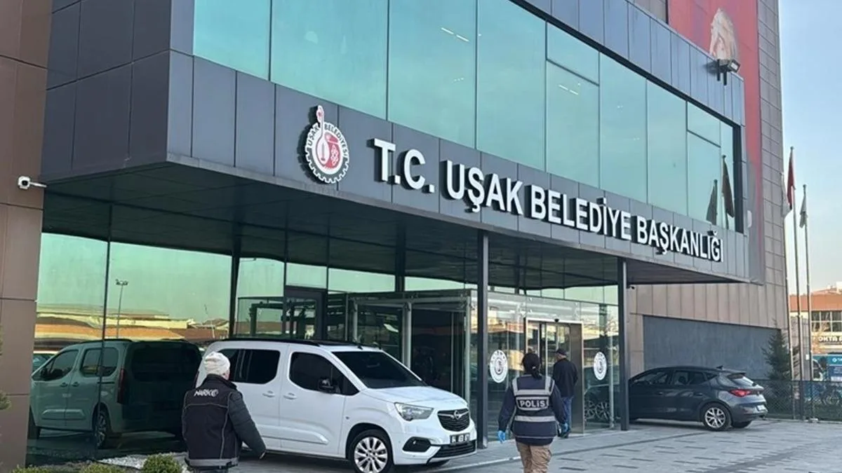 Uşak Belediyesi’ne Operasyon: 25 Gözaltı!