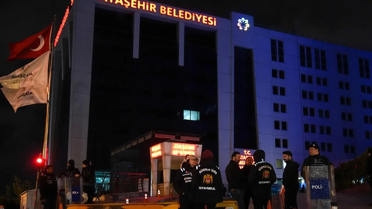 Ataşehir’de Rüşvet Operasyonu: 20 Gözaltı!