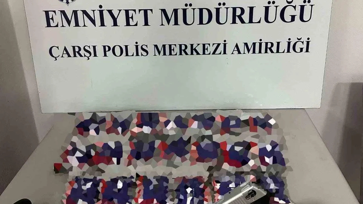 Çorum’da Denetimlerde Silah ve Uyuşturucu Ele Geçirildi