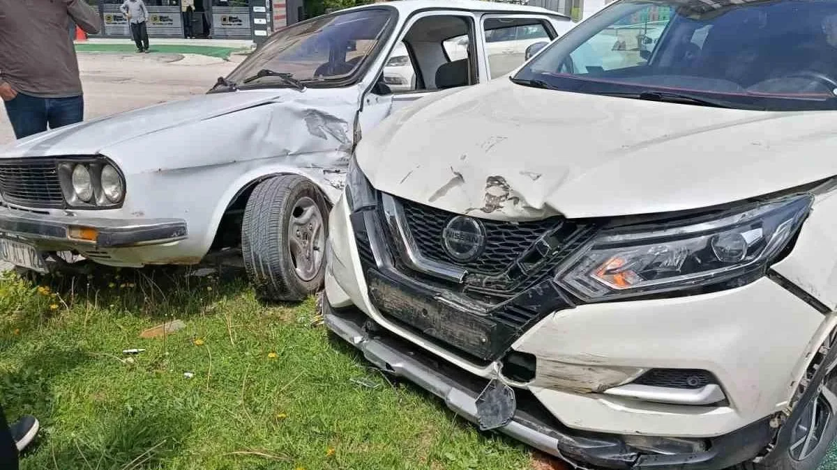 Kadirli’de Trafik Kazası: 1 Yaralı!