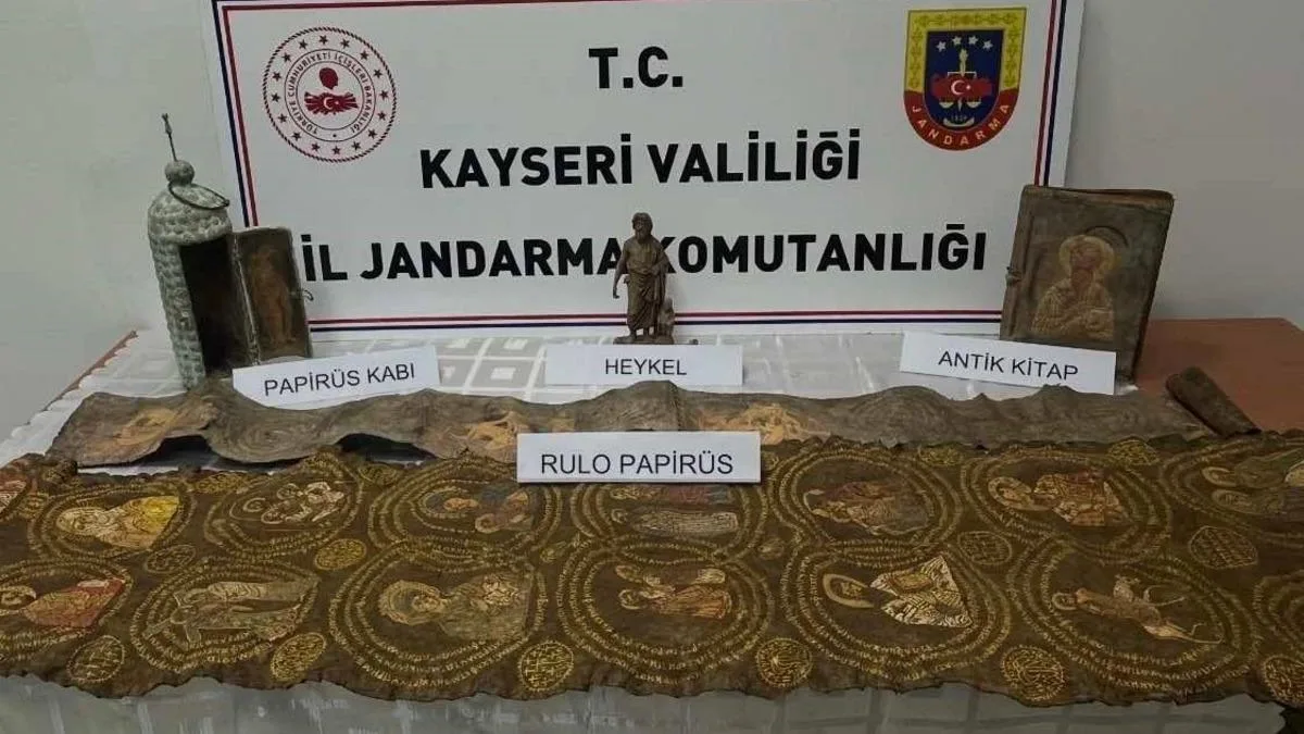 Tarihi Eser Operasyonu: Jandarma 4 Parça Ele Geçirdi!
