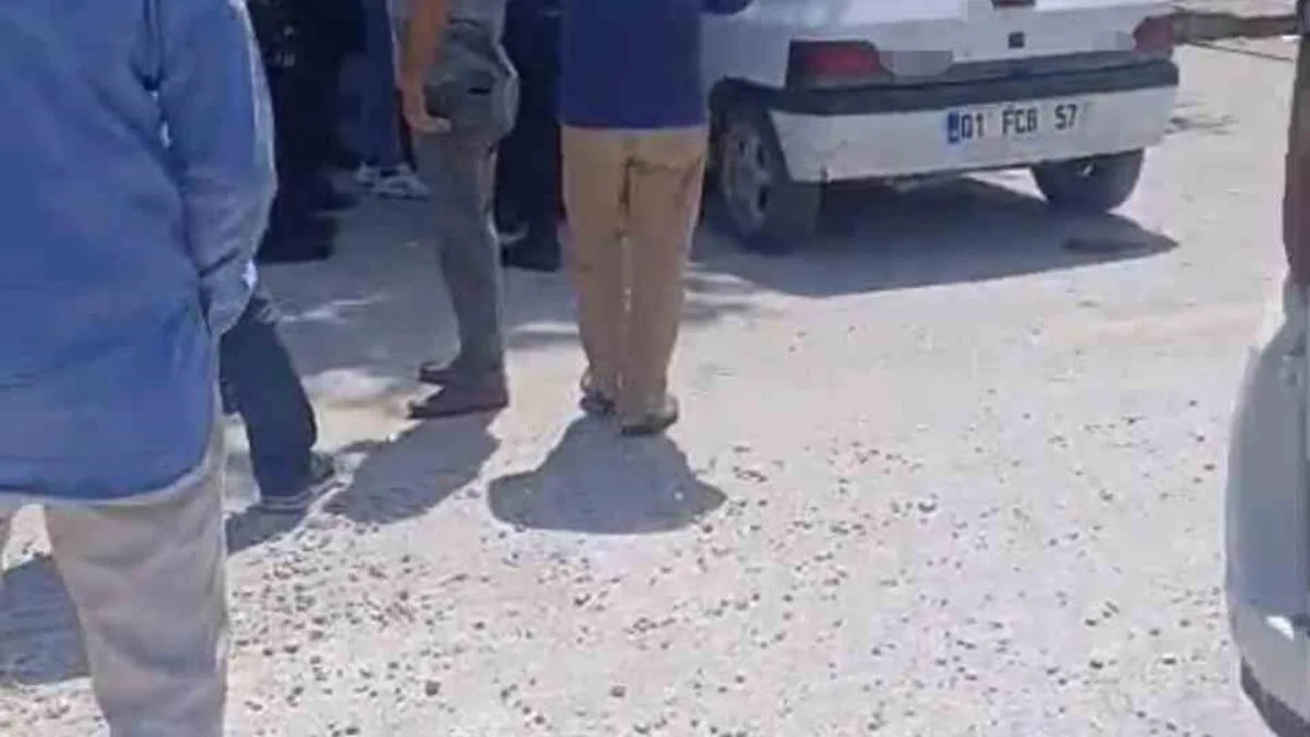 Mahalledeki Araçta Şüpheli Ölüm: Olay Soruşturuluyor