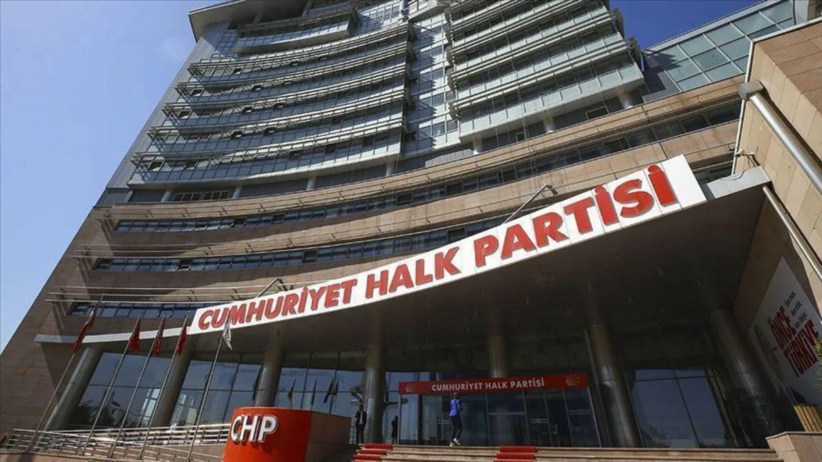 CHP’de Şok Gelişme: 9 Milletvekilinin Üyeliği Silindi