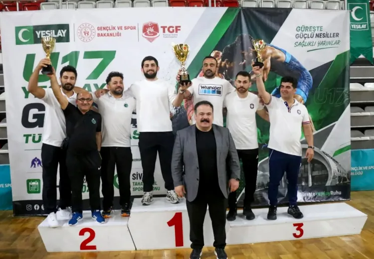 Karatay Belediyespor U17 Şampiyonasında Zirveye Çıktı!