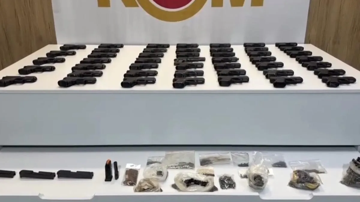 Kırmızı Bültenle Aranan 54 Suçlu Yakalandı!