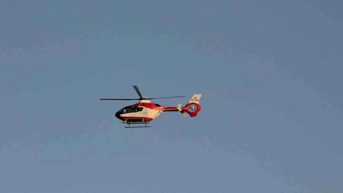 Bitlis’te 10 Yaşındaki Çocuk Hava Ambulansı ile Kurtarıldı