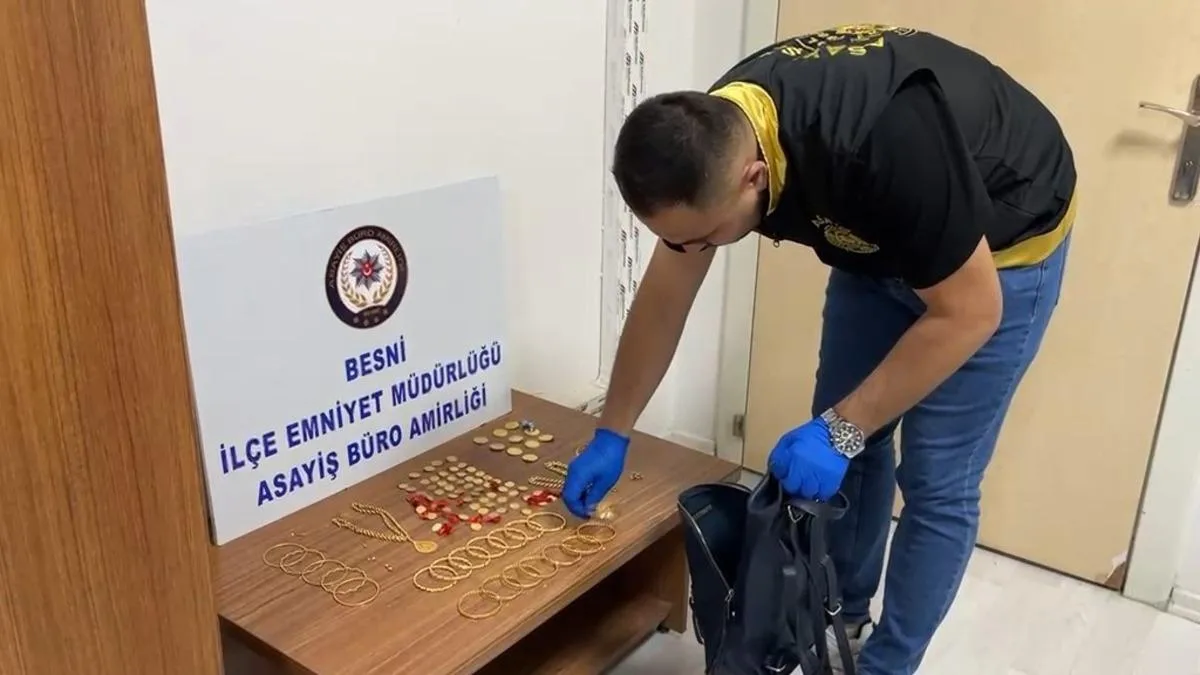 Sahipsiz Çantadan Altın Çıktı, Şok Üstüne Şok!