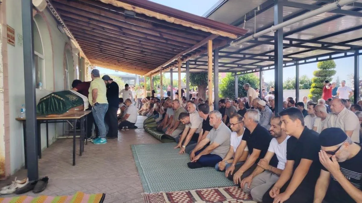 Baba ve Oğul Elektrik Akımında Hayatını Kaybetti