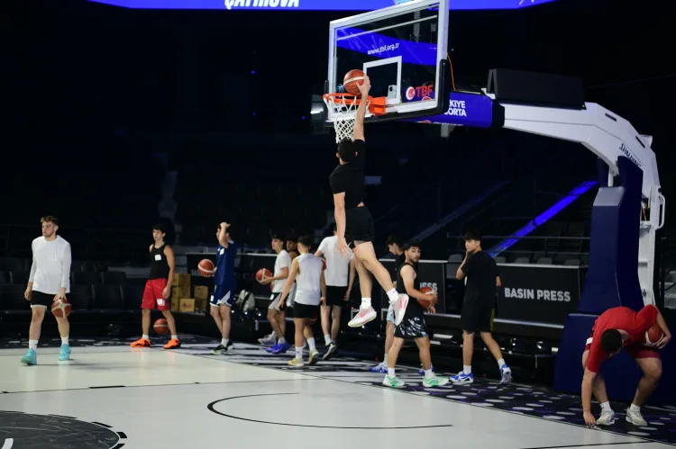 Çayırova’da Basketbol Seçmeleri Coşkuyla Yapıldı!