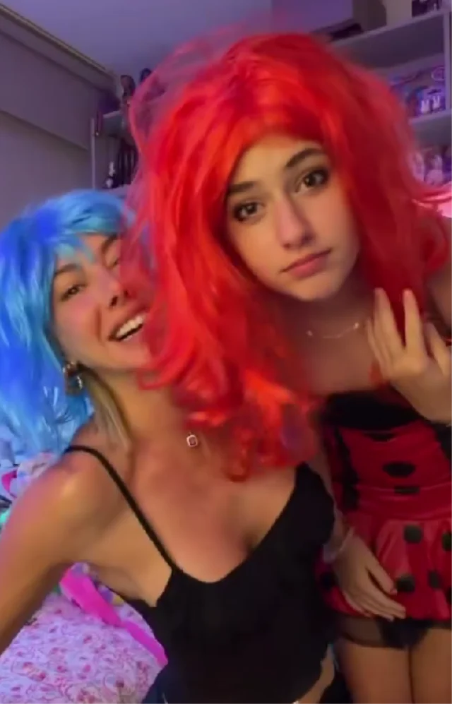 Şeyma Subaşı ve Melisa’nın Neşeli Anları!