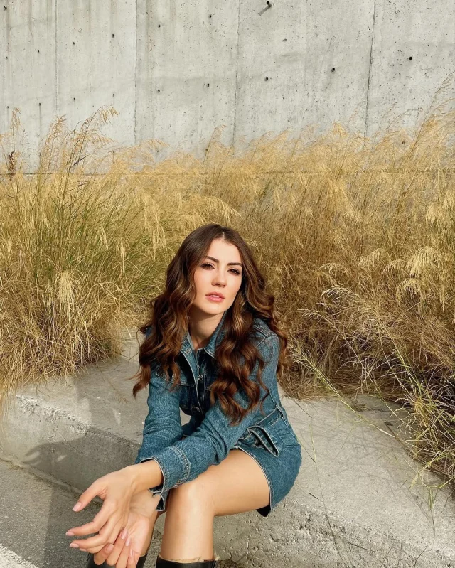 Burcu Özberk Kapadokya’da Yöre Halkıyla Buluştu!