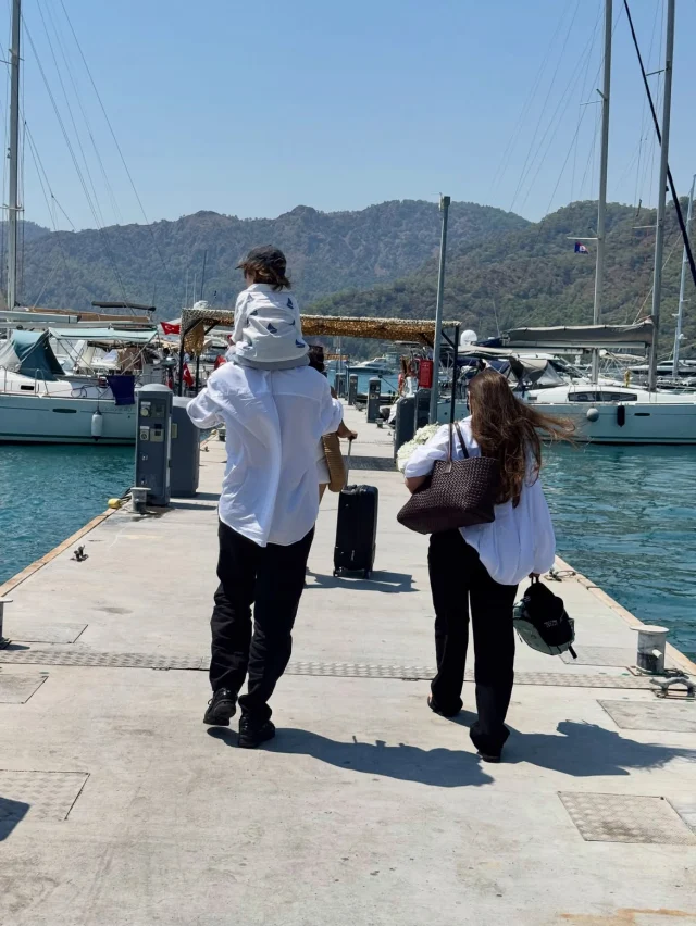 Ünlü Çift Neslihan ve Kadir’den Mutlu Tatil Anları