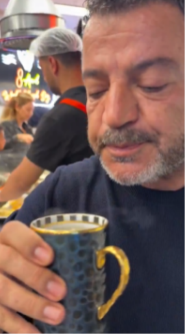 Midyeci Ahmet’ten Şaşırtan Tarif: Palamut Çayı!